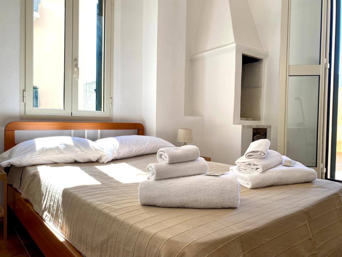 Chez Isabelle - Puglia Mia Apartments โมโนโปลี ภายนอก รูปภาพ